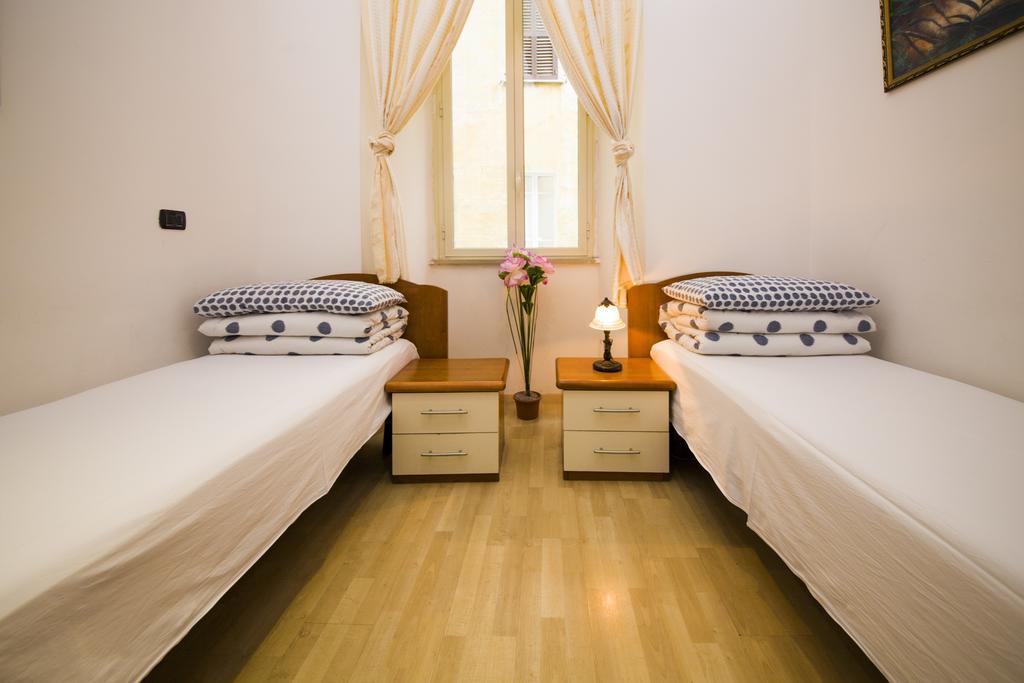 The Voice Of Roma Guesthouse Ngoại thất bức ảnh